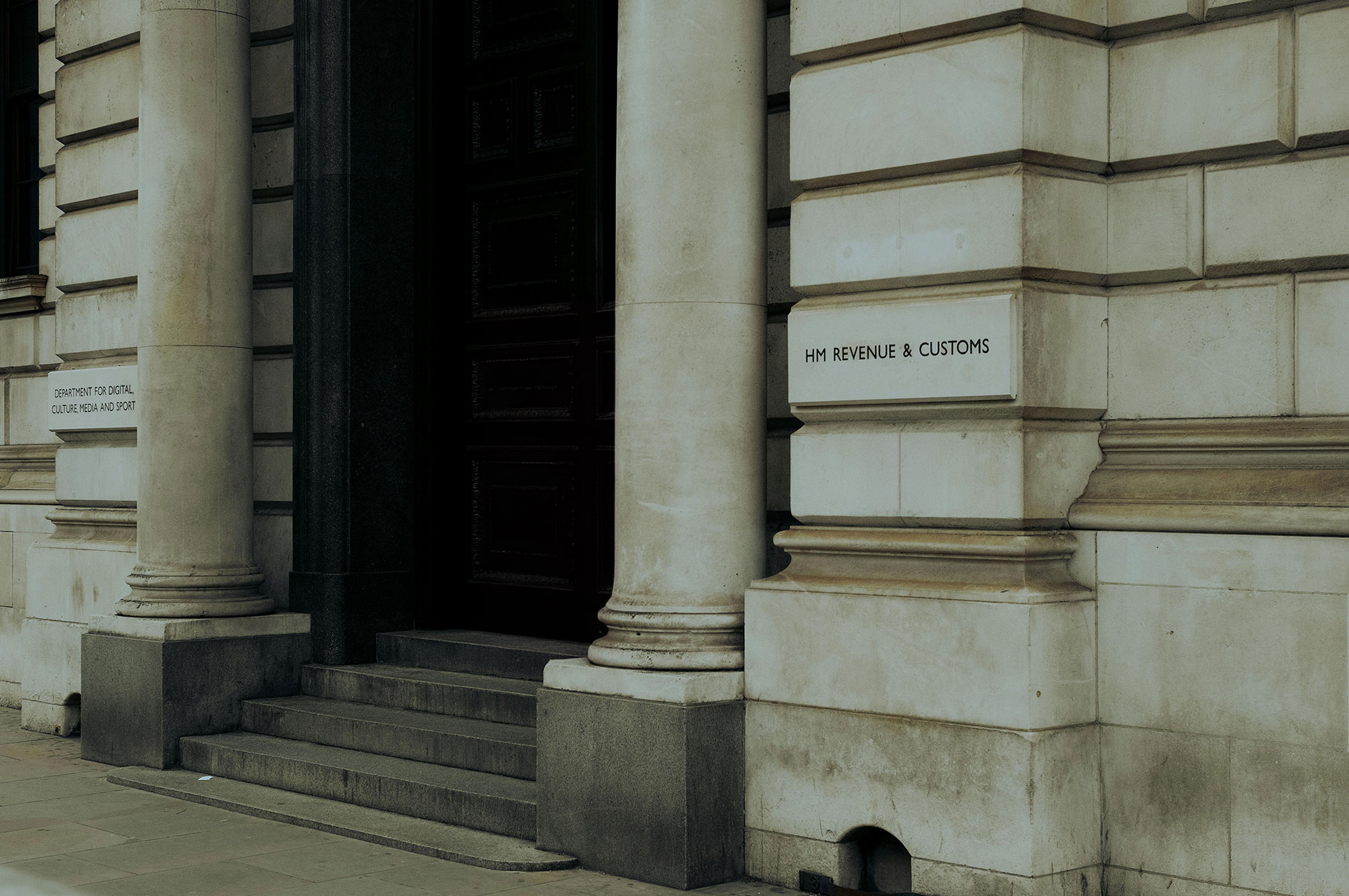 bank-4